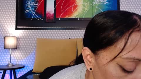 Kami online show from February 26, 8:08 pm