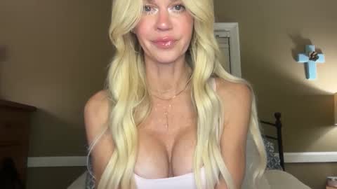 kara online show from October 17, 12:36 am