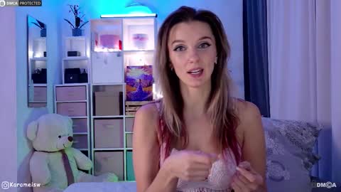 Julia online show from October 28, 11:42 pm