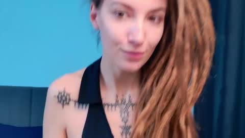 Kara online show from October 31, 7:40 pm