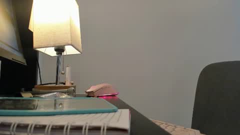 Karen Arango online show from July 24, 2:37 pm