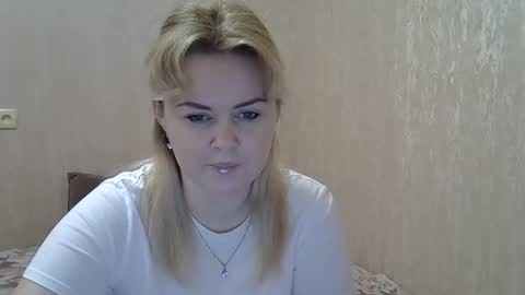 Snapshot of karennelsonx chatting on January 14, 3:47 pm karennelsonx online show from January 14, 3:47 pm