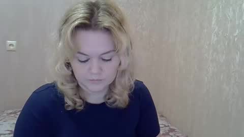 Snapshot of karennelsonx chatting on February 17, 11:23 am karennelsonx online show from February 17, 11:23 am