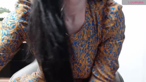 You can call me K  online show from March 4, 6:15 am