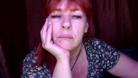 Snapshot of karina_ren chatting on December 27, 3:31 am Karina online show from December 27, 3:31 am
