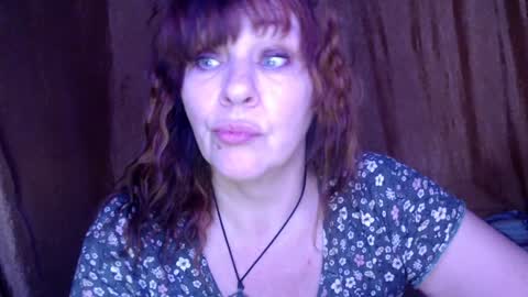 Snapshot of karina_ren chatting on December 7, 5:48 am Karina online show from December 7, 5:48 am
