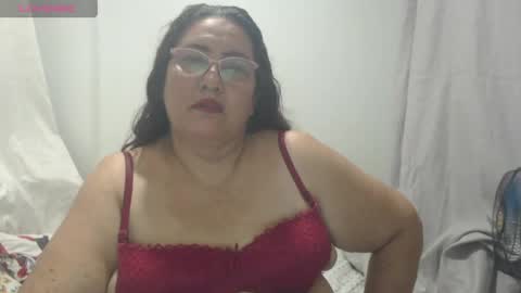 Karina online show from April 16, 1:28 am