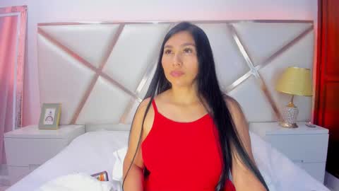 Snapshot of karinagomezxxx chatting on September 13, 3:20 pm Karina Gomez online show from September 13, 3:20 pm