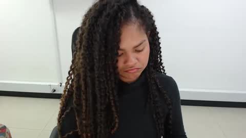 karla_cg online show from February 12, 11:51 pm