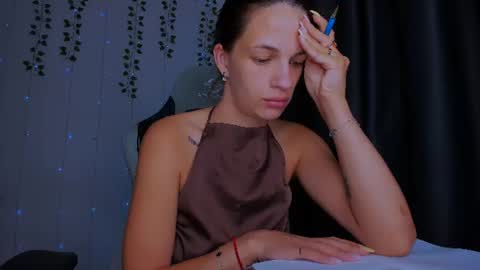 karla_lim online show from July 21, 8:04 am
