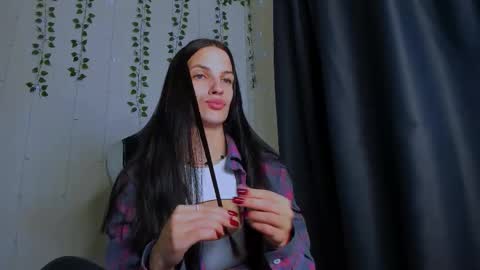 karla_lim online show from October 16, 3:58 pm