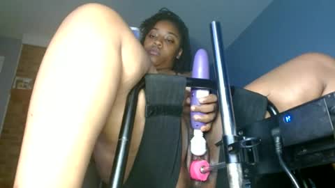 Karla J Rossii online show from June 24, 3:27 am