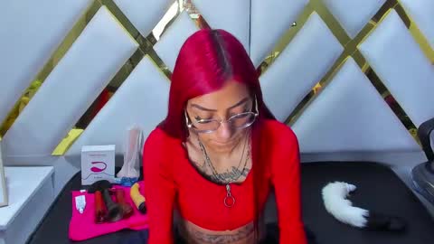 KarlasLutSKinny online show from December 27, 6:03 am