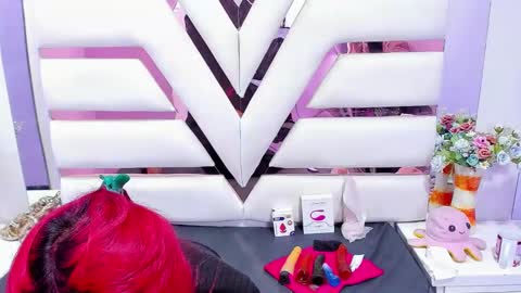 KarlasLutSKinny online show from January 14, 4:25 am