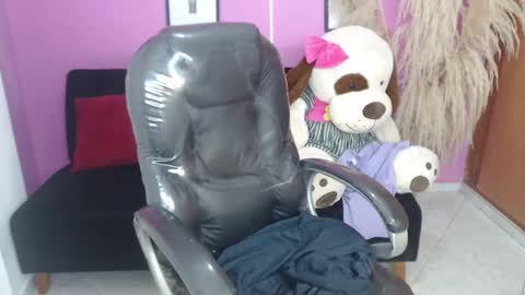 KARLYE online show from October 25, 5:15 am