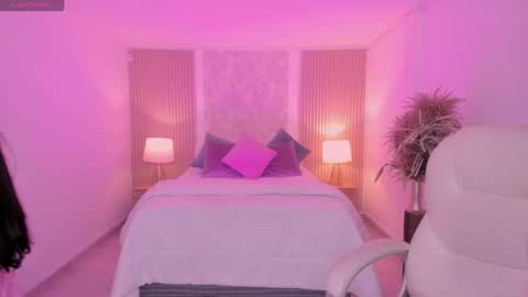 karol_priston online show from April 17, 3:08 am