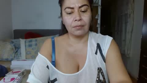 Snapshot of karolhot_x chatting on February 27, 6:07 am karol online show from February 27, 6:07 am