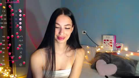 Kira online show from February 3, 1:38 am