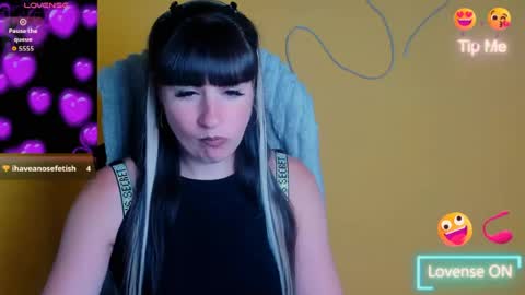 Caroline online show from June 21, 9:35 am