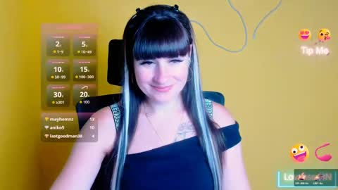 Caroline online show from July 19, 8:27 am