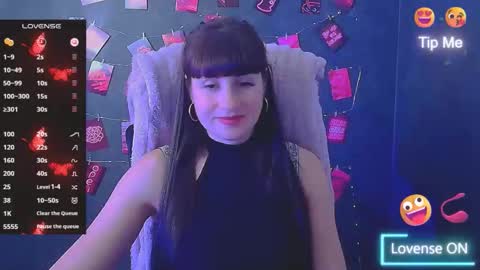 Caroline online show from November 28, 10:07 am