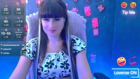 Caroline online show from July 21, 10:49 am