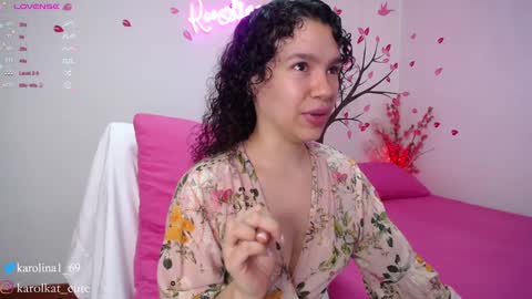 Karolina 3 online show from January 17, 2:28 pm