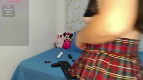 karolkitten online show from July 22, 4:24 am
