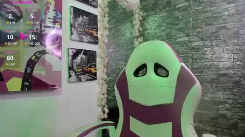 KAROLL online show from June 16, 12:50 pm