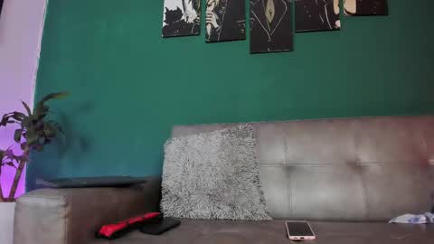 Snapshot of karolsweet_ chatting on February 28, 9:44 pm KarolSweet online show from February 28, 9:44 pm