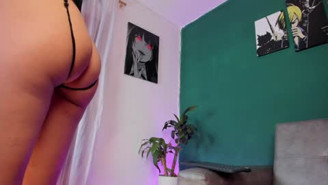 Snapshot of karolsweet_ chatting on January 31, 9:59 pm KarolSweet online show from January 31, 9:59 pm