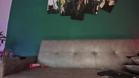 Snapshot of karolsweet_ chatting on September 30, 10:47 pm KarolSweet online show from September 30, 10:47 pm