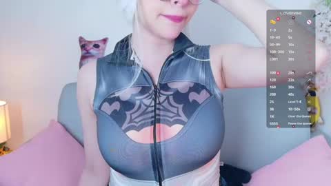 Kasumi  online show from June 26, 6:58 am
