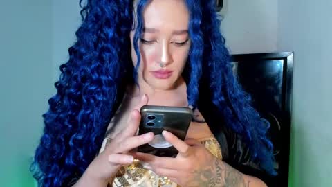 Snapshot of kat_apple chatting on February 19, 2:33 am Alicia online show from February 19, 2:33 am