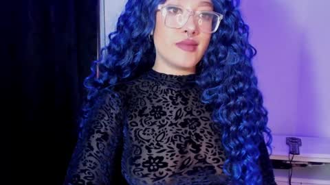 Snapshot of kat_apple chatting on January 30, 12:18 am Alicia online show from January 30, 12:18 am