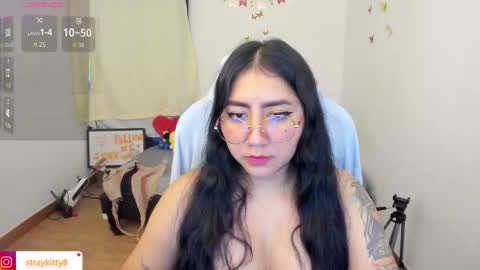 Kat       online show from October 4, 3:23 am