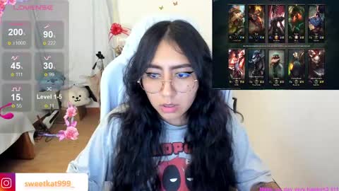 Kat       online show from February 7, 5:40 pm