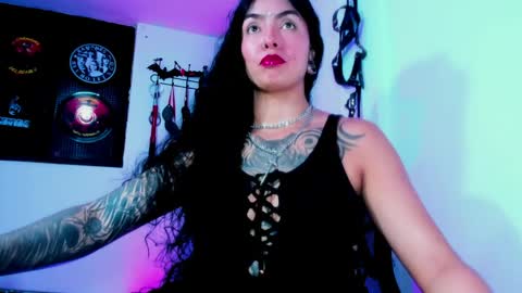 Kat online show from April 5, 3:38 am