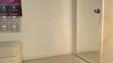 Kat online show from November 19, 1:33 pm