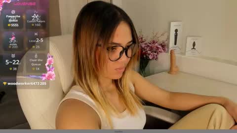 Snapshot of kata22sofia chatting on September 22, 3:21 pm kata22sofia online show from September 22, 3:21 pm
