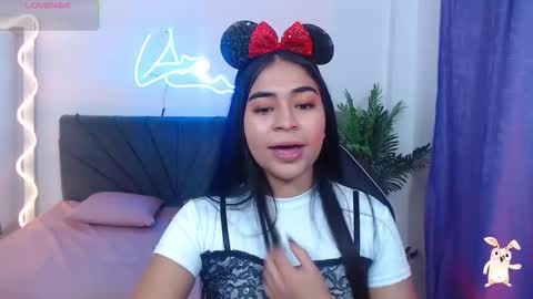 kataa_tay online show from November 30, 11:58 am