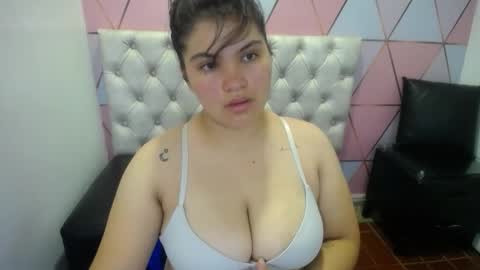 katalina santana25 online show from February 12, 6:53 pm