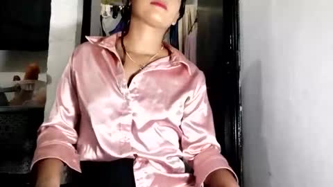 katasquirt online show from October 3, 3:00 am