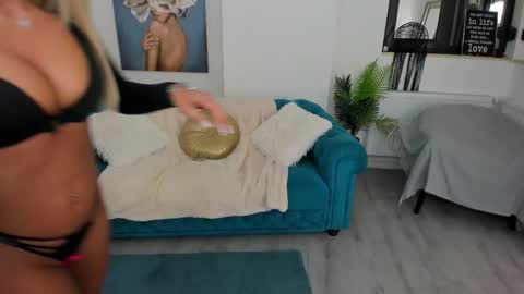 Kate online show from March 12, 6:54 pm