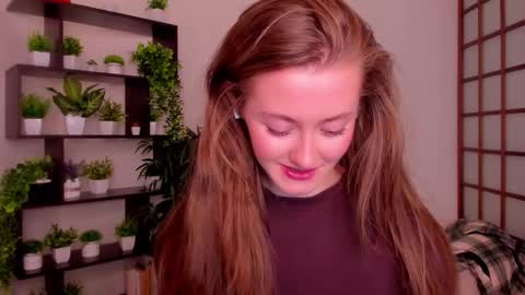 Snapshot of kate_cuddle chatting on October 1, 3:00 am Kate online show from October 1, 3:00 am
