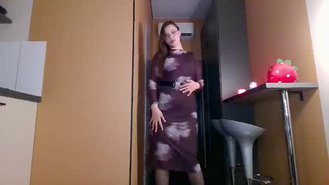 KATE online show from November 7, 7:08 pm