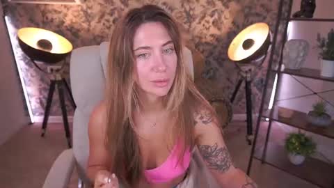 Kate online show from July 4, 6:09 am