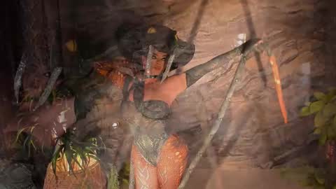 K A T E  online show from October 31, 4:33 pm