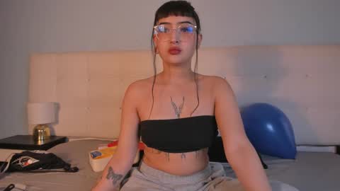 Snapshot of kathaline_markle chatting on December 2, 8:20 pm Katha or Cintya online show from December 2, 8:20 pm