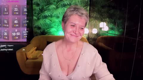 Snapshot of kathy_sunn chatting on January 13, 1:28 pm Kathy online show from January 13, 1:28 pm